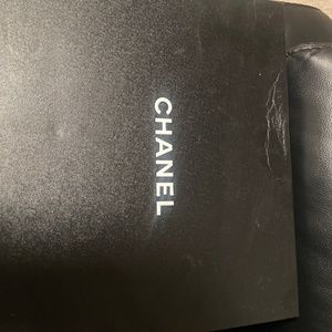 Chanel sneaker